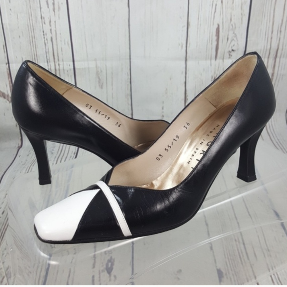 Vtg Magrit 2-Tone Square Toe Heels Spain Sz 6